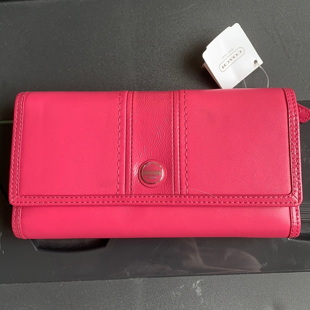 NWT Coach Signature Stripe checkbook wallet